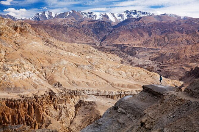 6 Day Upper Mustang Tour by 4WD Jeep from Pokhara - The 4WD jeep and driver factor: clean vehicle, careful driving