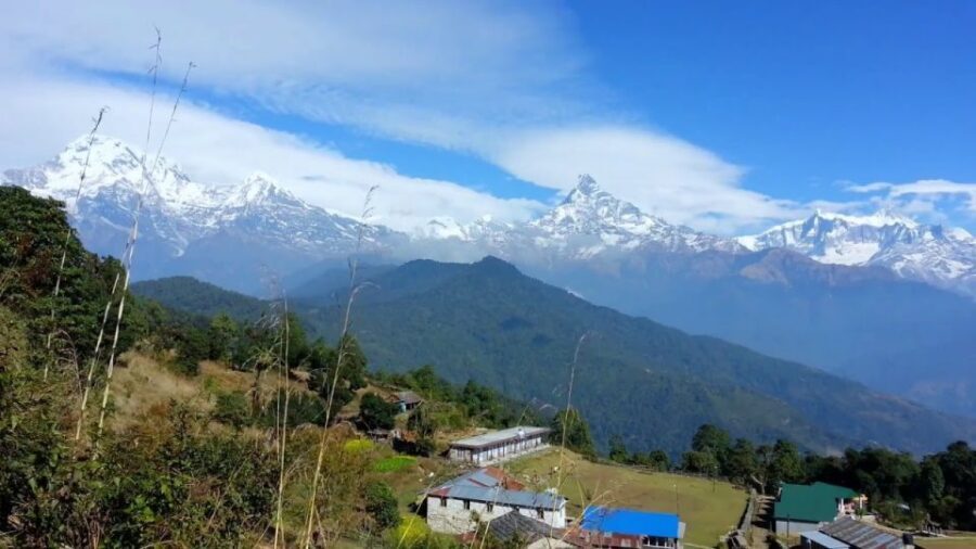 Day Hike at Annapurna Foothills - What to bring (and how to pack lightly)