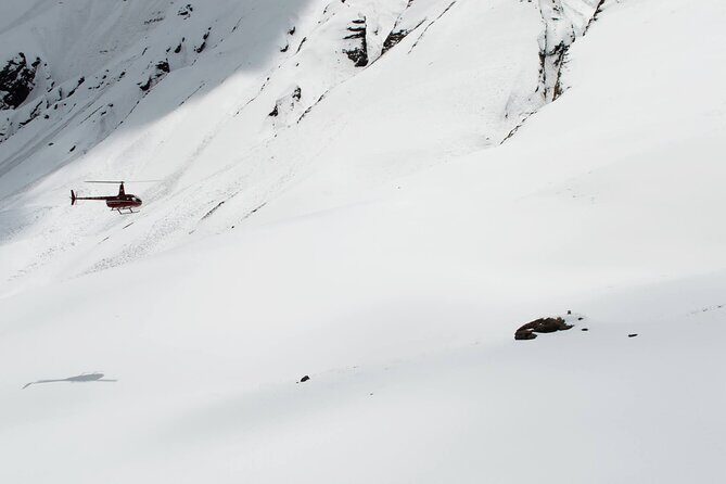 From Pokhara: Annapurna Base Camp (ABC) Helicopter Landing Tour - Staff and pilot experience: what you should look for