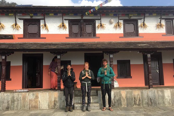 Independent Trekking Guide in Pokhara - Photography Coaching as Part of the Hike
