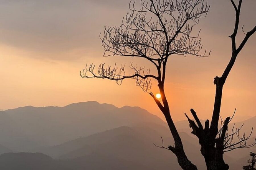 Pokhara: Group Joining Full Day Highlights Tour With Sunrise - Lunch and the reality of self-pay meals