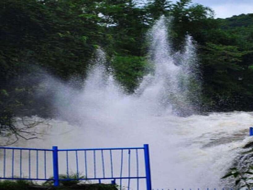 Pokhara: Private Half-Day Tour and Tibetan Culture Tour - Gupteshwor Mahadev Cave: Shiva shrine and cave rock drama
