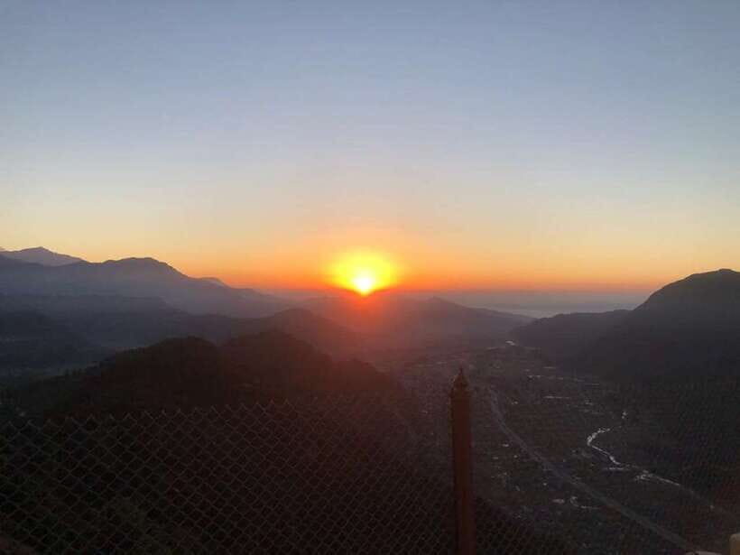 Pokhara: Sarangkot Sunrise And Private Full-Day Tour - Sarangkot Sunrise Over the Annapurnas: Why You Start So Early