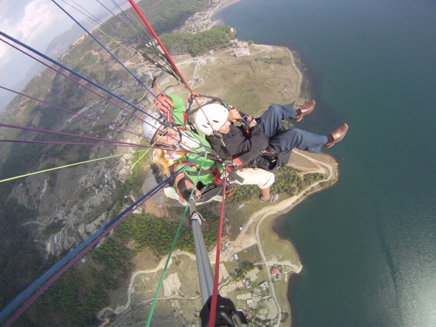 Tandem Paragliding in Pokhara - Meeting your pilot: the briefing that makes you feel in control